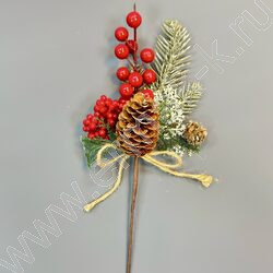 Новогодний сувенир "Ветка заснеженная с красной ягодой, шишки"  30см NEW | Фото 1