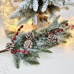 Новогодний сувенир "Ветка заснеженная с шишками и ягодами"  60см NEW | Фото 3
