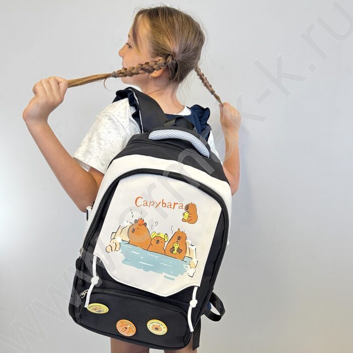 Рюкзак 44*31*14см. "Капибара" /черный + 3 значка | Фото 7