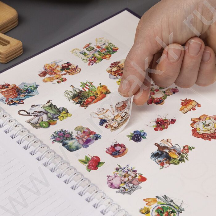 Книга д/записи кулинарных рецептов  80л А4 4 цв.разделит.на спирали "Кулинарные наслаждения" с н NEW | Фото 3