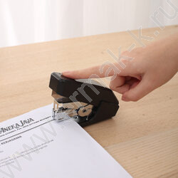 Степлер №24-26/6  30л черный /встроенный антистеплер /вместимость скоб - 50шт. | Фото 7